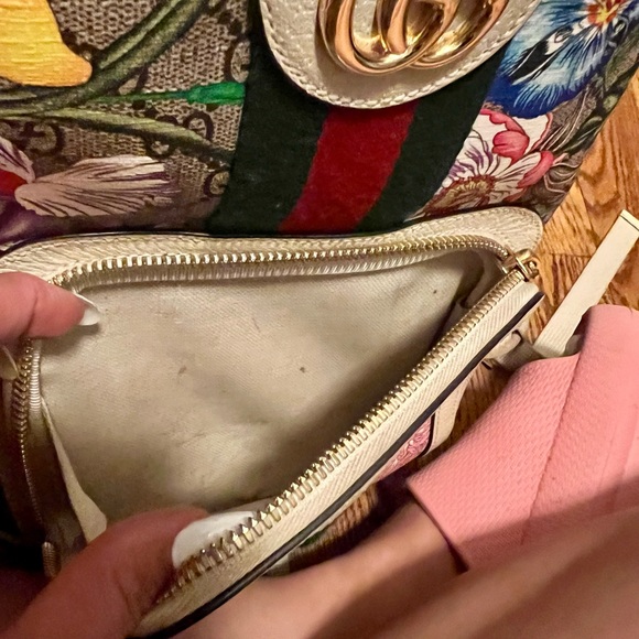 Gucci small back pack - Picture 7 of 8